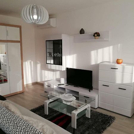 Apartment White Pula Exterior photo
