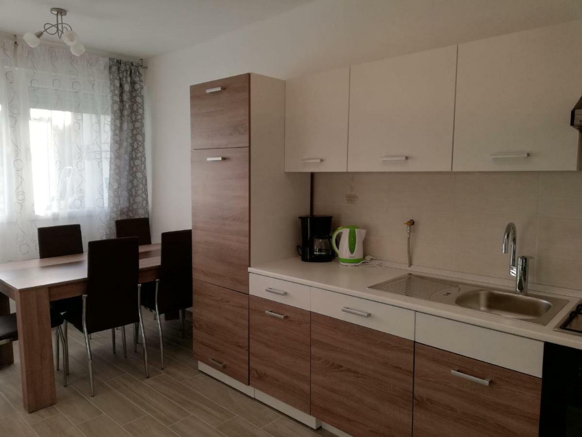 Apartment White Pula Exterior photo