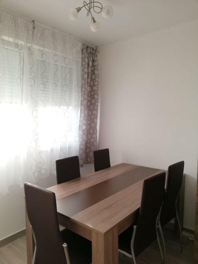 Apartment White Pula Exterior photo